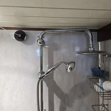 Bateau-hôtel Peniche Saul Nomad *