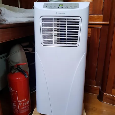 Peniche Saul Nomad Bådhotel *