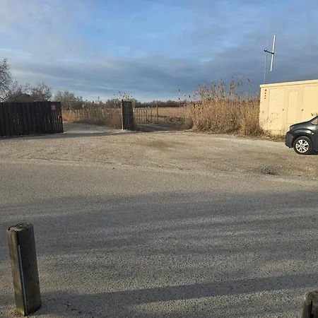 Peniche Saul Nomad Båthotell